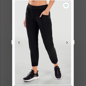 Fabletics Maj stretch woven pant